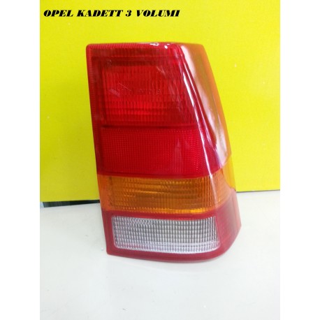 OPEL KADETT E TRASPARENTE POSTERIORE MODELLO 3 VOLUMI DAL 1985 AL 1996 LATO DESTRO MARCA FJC NUOVO