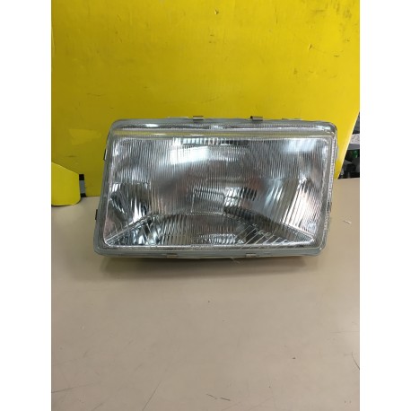 FARO PROIETTORE ANTERIORE SINISTRO H4 RENAULT 21 DAL 1986 AL 1989, RENAULT TRAFIC DAL 1989 AL 1984 MARCA DENJI