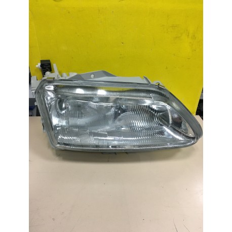 FARO PROIETTORE ANTERIORE DESTRO H1-H1 CON CUFFIA RENAULT LAGUNA DAL 1994 AL 1998 MARCA DEPO 35400