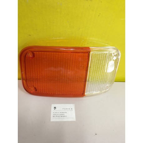 FANALE PLASTICA TRASPARENTE ANTERIORE DESTRO ARANCIO/BIANCO PER AUTOCARRI MARCA PV CODICE P5255-D