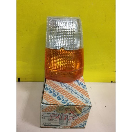 TRASPARENTE FANALE ANTERIORE SINISTRO SENZA PORTALAMPADA VOLVO 740-760-780 DAL 1984 AL 1989 MARCA PV P10385S