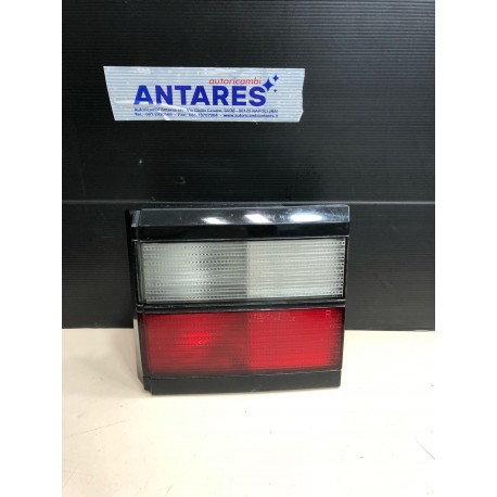 FANALE POSTERIORE INTERNO DESTRO CON PORTALAMPADA VOLKSWAGEN PASSAT SW DAL 1988 AL 1993 ORIGINALE VOLKSWAGEN 333945108